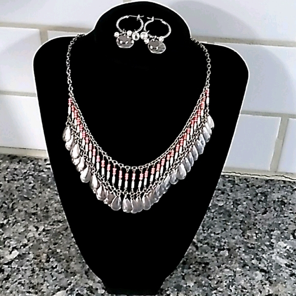 Mudd Jewelry - Mudd Silver Beaded Necklace & Earrings.